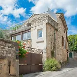 Stone House In Gard Near Valbonne Forest Casa vacanze *