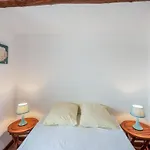 Vakantiehuis Stone House In Gard Near Valbonne Forest Saint-Laurent-de-Carnols